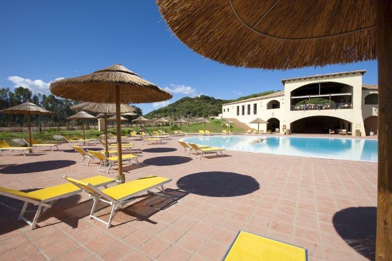 Cala Luas Resort Cardedu Extérieur photo